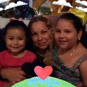 Meet your Posher, Daysi